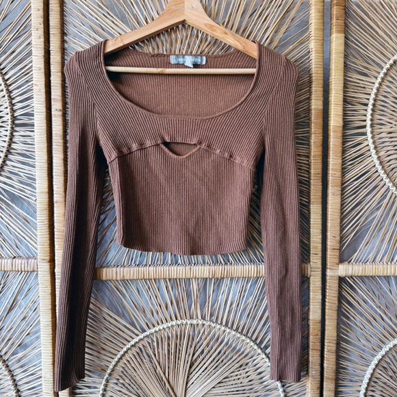 Urban Outfitters Tops - Brown Ribbed Long Sleeve Top